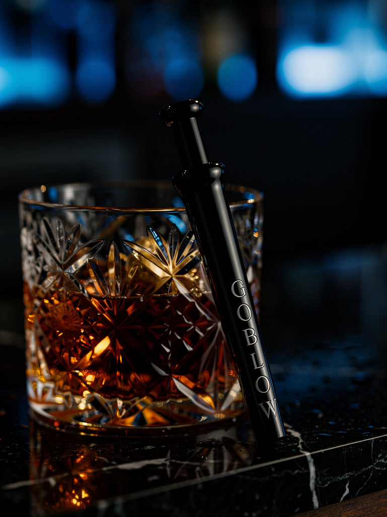 GoBlow Black pendant — bar lifestyle whisky glass