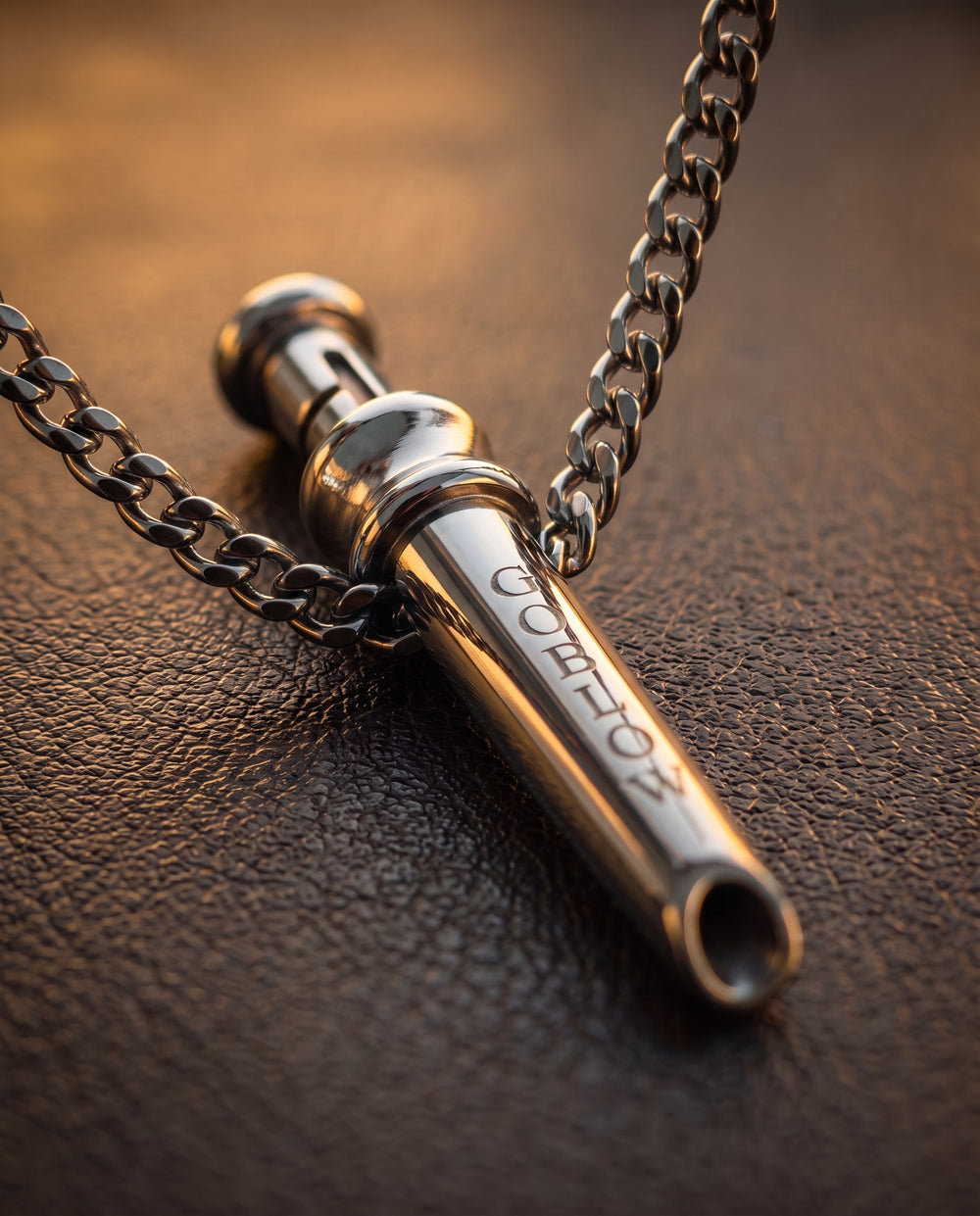 GoBlow MKII Steel — macro with chain